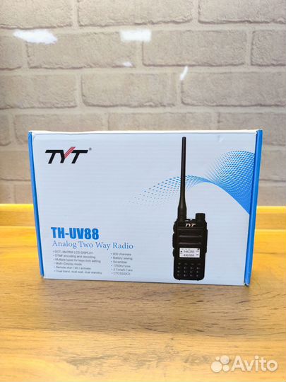 Рация портативная Tyt th-uv88