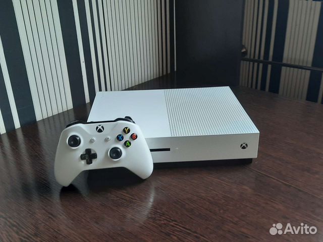 Xbox One s