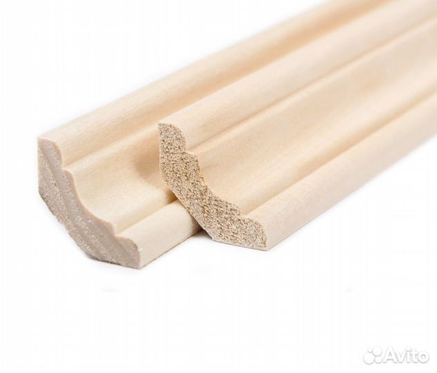 Плинтус Хвоя