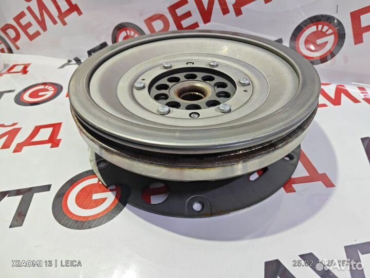 Маховик Audi Q5 8RB cdnc 01.07.2011