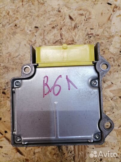Блок управления Airbag Volkswagen Passat B6