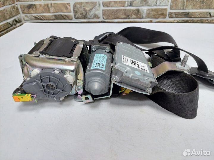 Ремень безопасности передний левый Mercedes-Benz