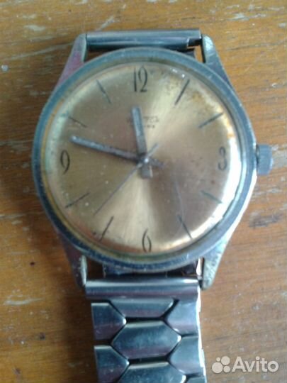 Часы плоские 