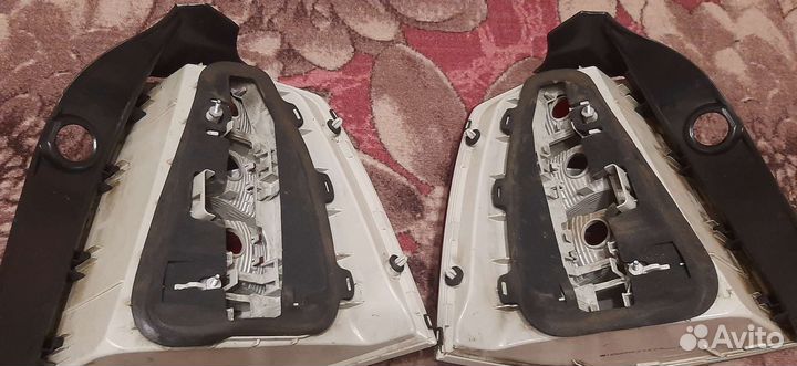 Фонарь Opel Zafira B 2007-2014