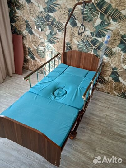 Кровать медицинская для лежачих больных