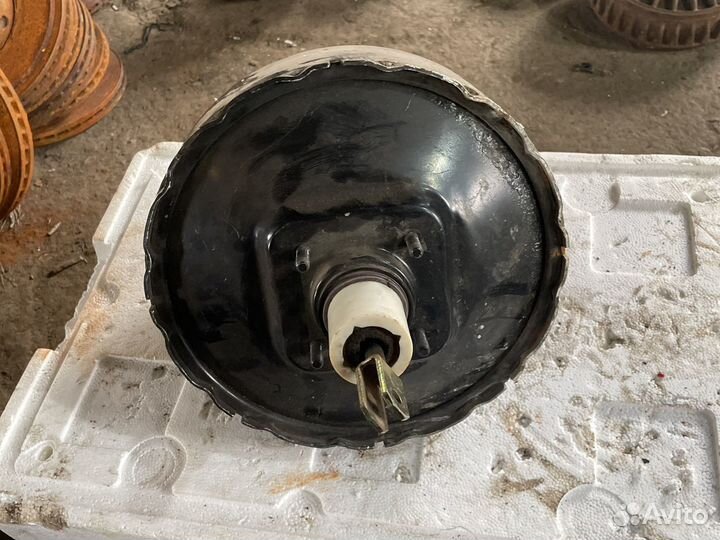 Гтц в сборе с вакуумником Mercedes W140