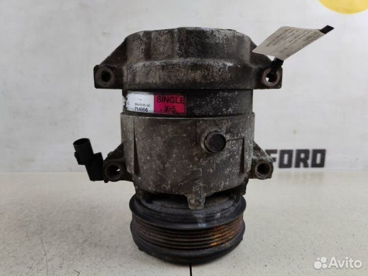 Компрессор кондиционера Ssangyong Rexton 2.7D