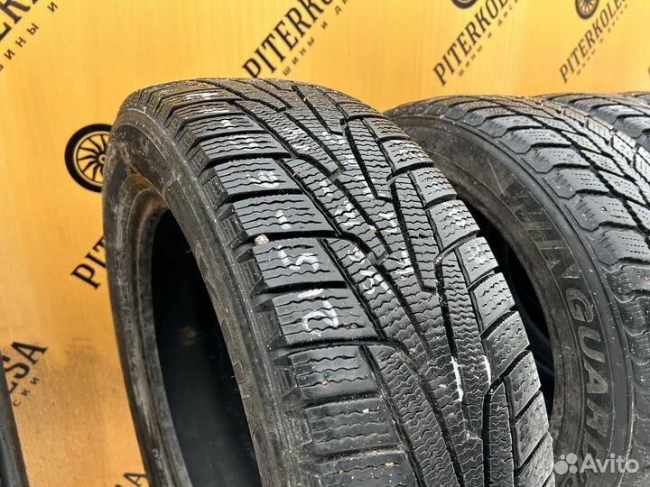 Kumho I'Zen KW31 215/60 R17 96R