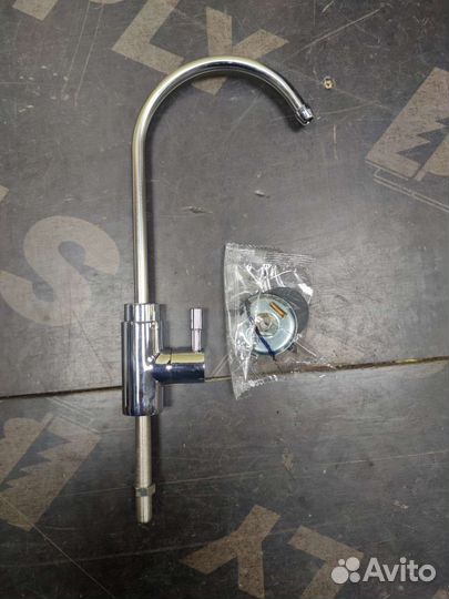 Кран для фильтра питьевой воды