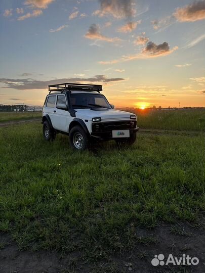 LADA 4x4 (Нива) 1.7 МТ, 2007, 150 000 км