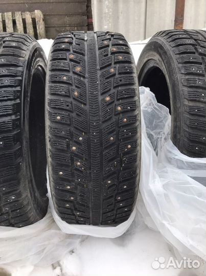Kumho Winter PorTran CW51 215/55 R16