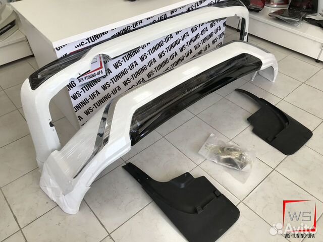 Передняя губа Toyota Land Cruiser 200