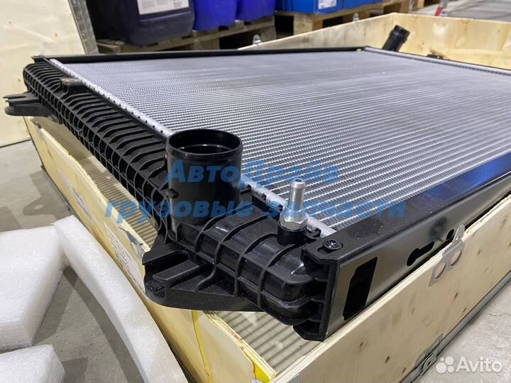 Радиатор охлаждения Скания 6 серия 2552200