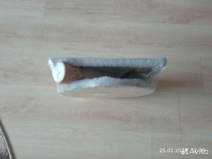 Когтеточка с лежанкой