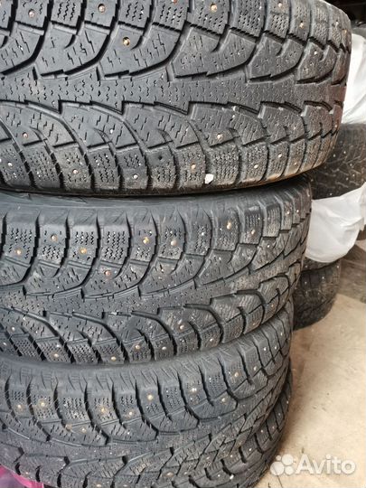 Hankook Winter I'Pike 235/65 R17