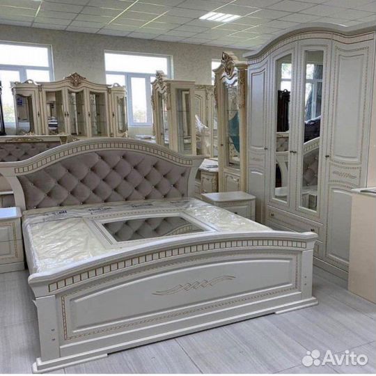 Комплект спальный гарнитур в наличии Афродита