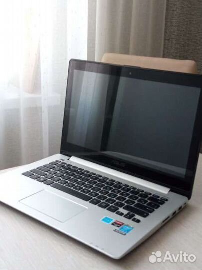 Ноутбук asus