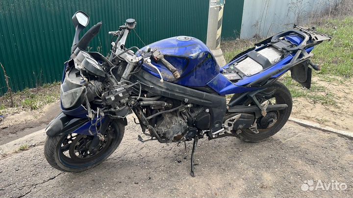 Мотоцикл triumph St 1050