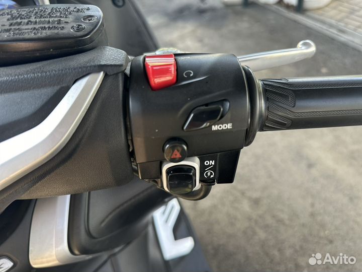 Скутер, мотоцикл