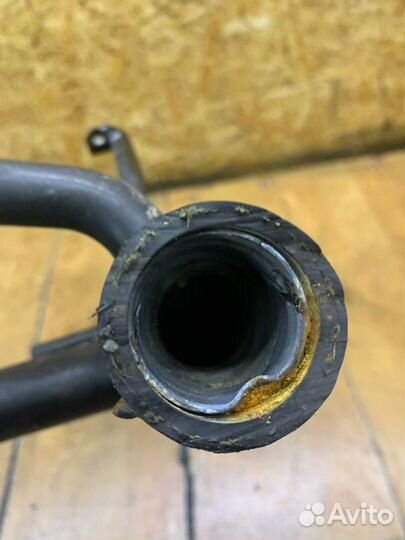 Патрубок системы охлаждения двигателя Volkswagen