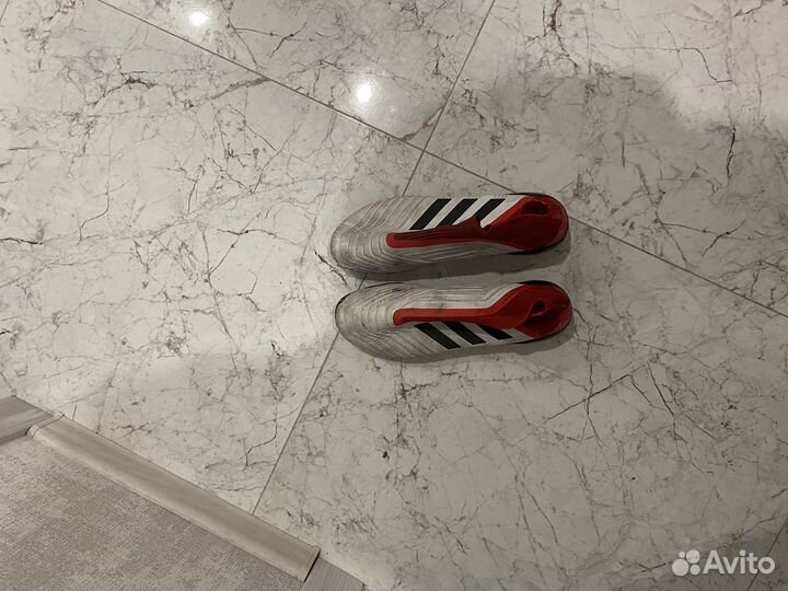 Футбольные бутсы