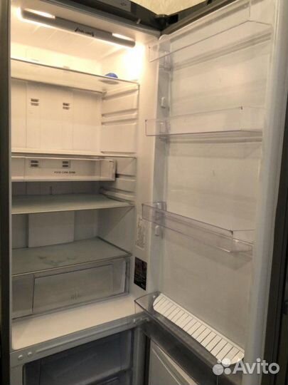 Аксессуары для холодильника Hotpoint Ariston HBD