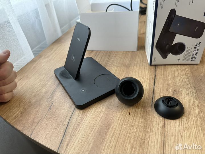 Беспроводная зарядка hoco 3 in 1