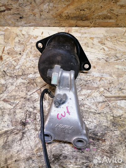 Подушка двигателя верхняя Honda Accord 8 2.0