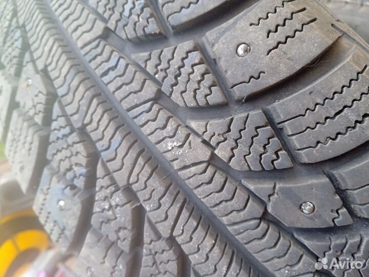 Комплект зимних колес