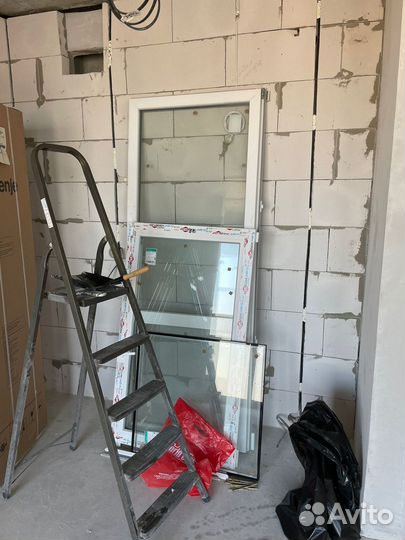 Дверь пластиковая с окном