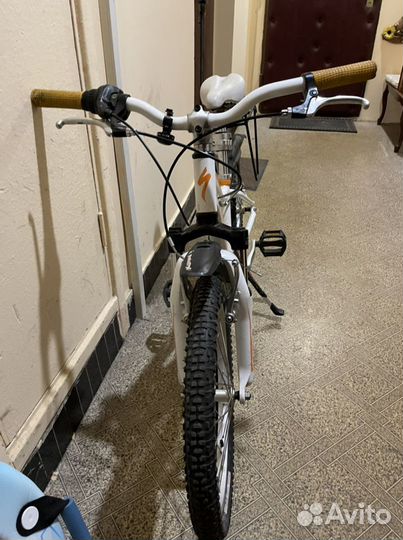 Велосипед specialized Hotrock 20 6 speed