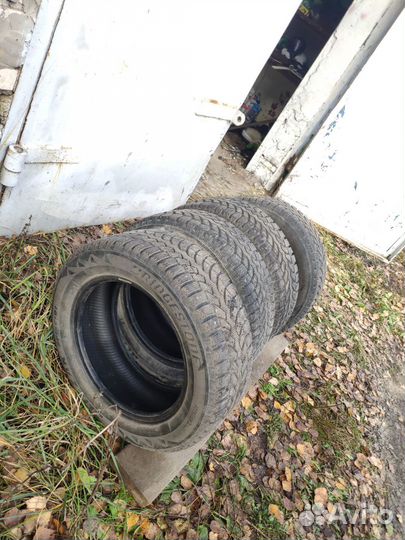 Bridgestone Blizzak Spike-01 185/60 R14 82T