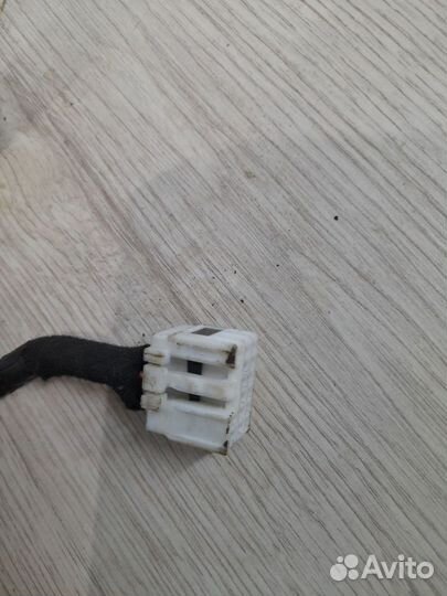 Проводка двери коса Kia RIO 2 Прав