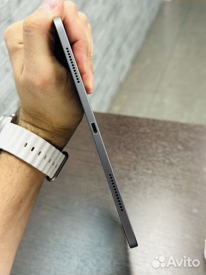 Идеальный iPad Pro 11 256gb Ростест Оригинал