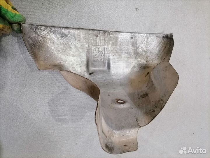 Тепловой экран для Kia Sephia/Shuma 1996-2001