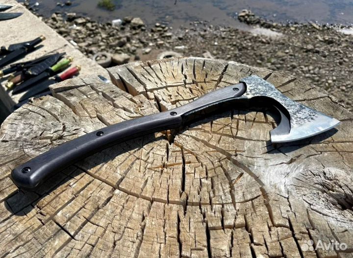 Топор цельнометаллический