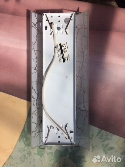 Плафон (бра на стену)