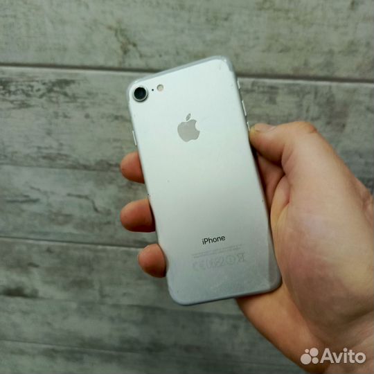 iPhone 7, 128 ГБ