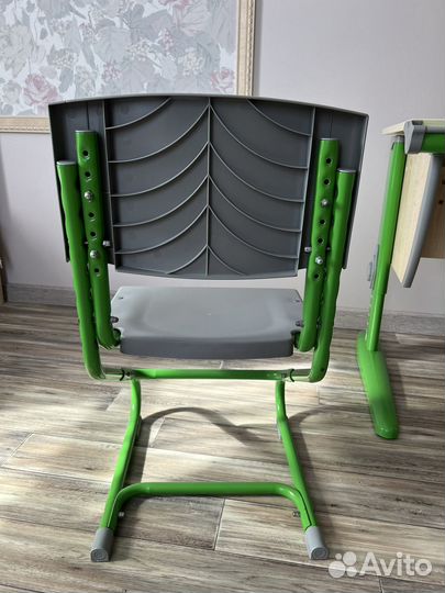 Ортопедический стол со стулом