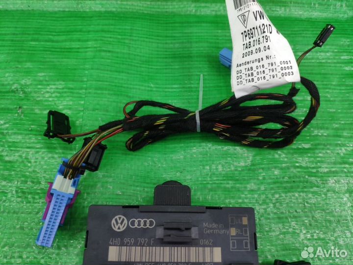 Кнопка центр замка+блок+проводка Touareg NF 10-18