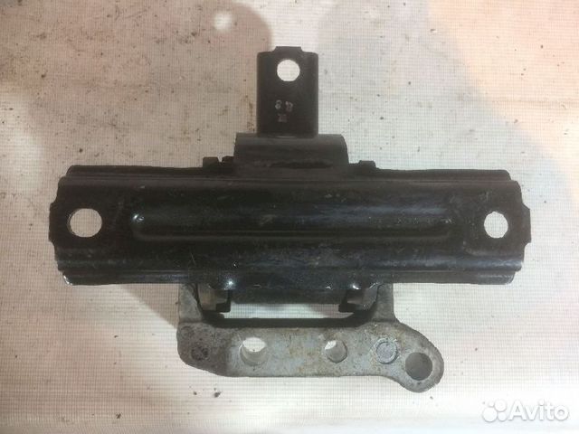 Опора двигателя (подушка двс) передняя правая MN10