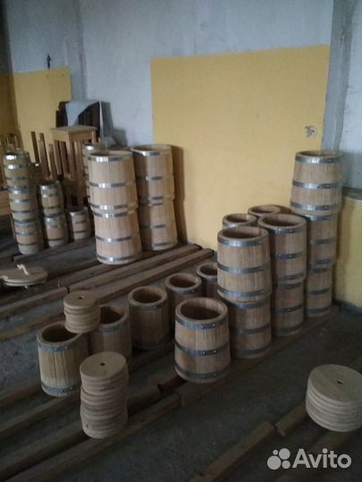 Дубовые бочки и кадки