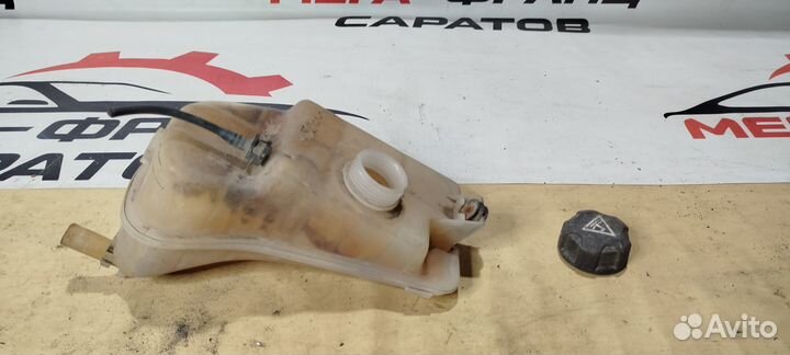 Расширительный бачок Peugeot Partner M59