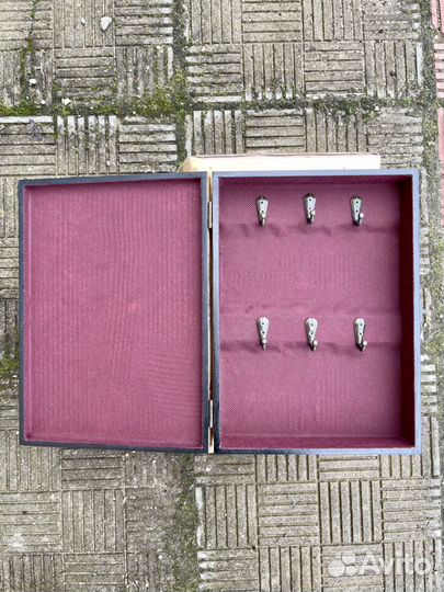 Ключница настенная из дерева