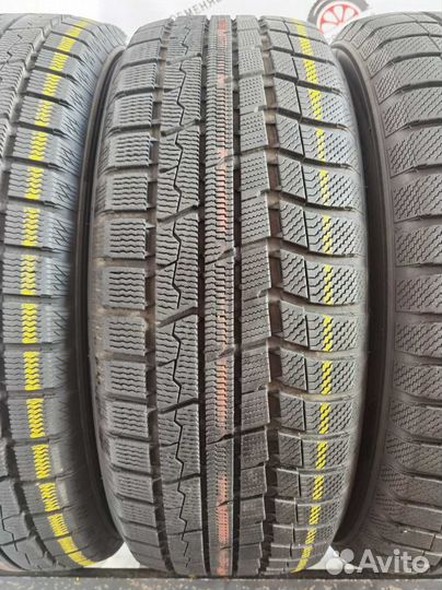 Toyo Winter Tranpath TX 215/60 R17 97H