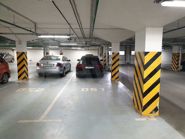 Машиноместо, 15 м²