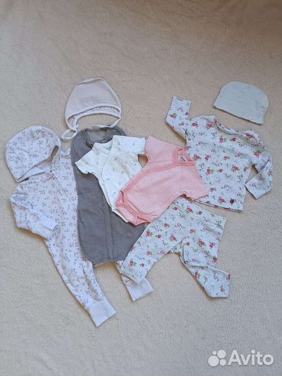 Пакет одежды на девочку 0-6 мес