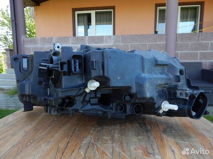 Фара левая BMW 3 Series F30 рестайлинг (2015-2020)