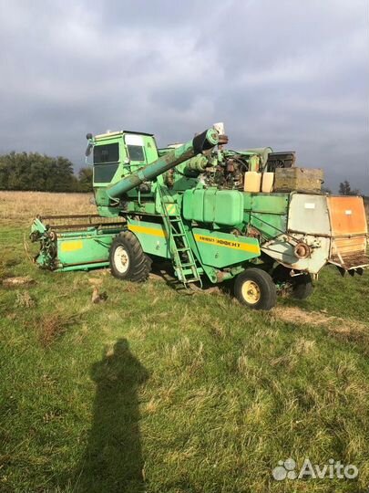 Комбайн Нива-Сельхозтехника СКА-5, 2002