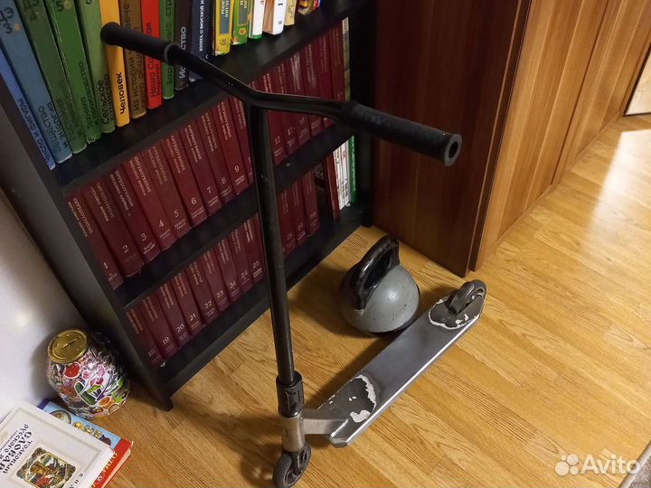 Трюковой самокат tech team